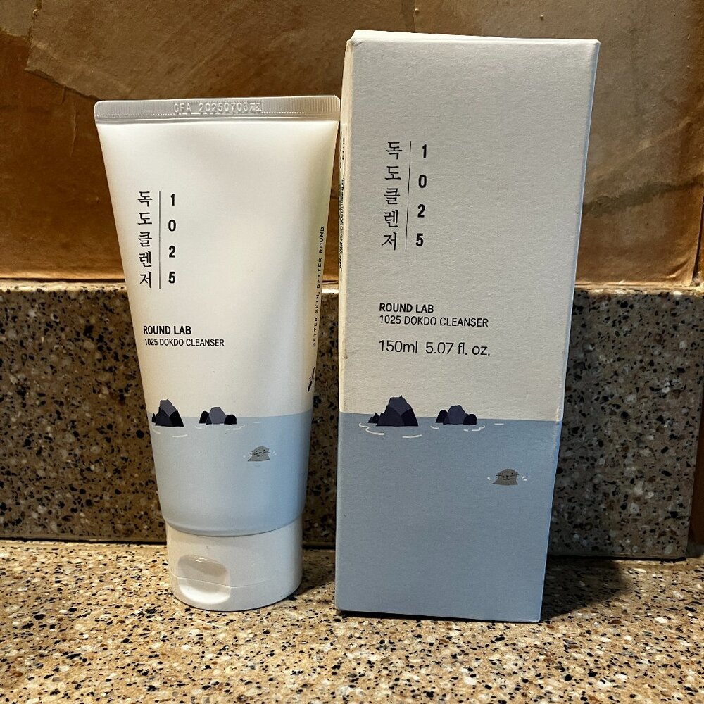 Round Lab 1025 Dokdo Cleanser! NIB!